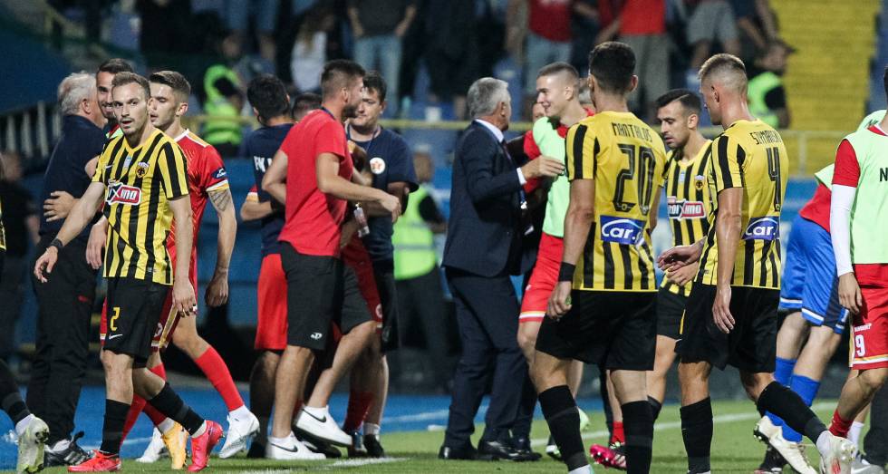 Στο χέρι της η πρόκριση