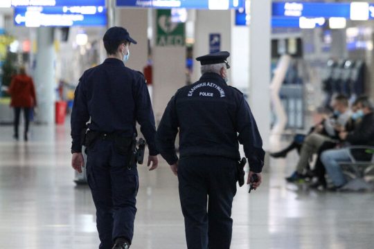 Ούτε ταξίδια αναψυχής για τους πρόσφυγες