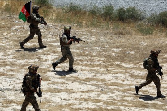 Σφοδρές μάχες για τρίτη συνεχή μέρα στο Αφγανιστάν