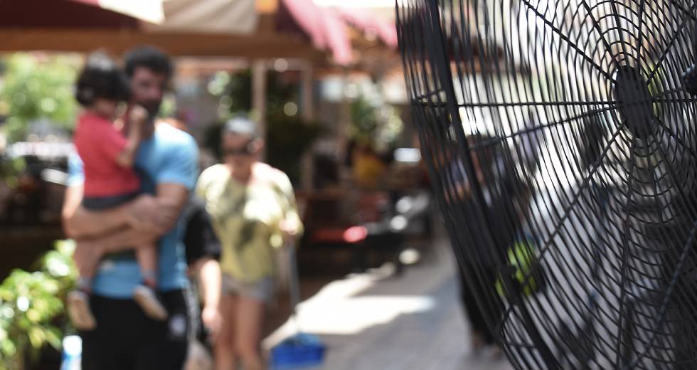 Κορυφώνεται το κύμα καύσωνα – Πού θα φτάσει 44° Κελσίου ο υδράργυρος