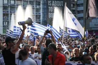 Νέες διαδηλώσεις αντιεμβολιαστών με πυρήνα πρώην χρυσαυγίτες