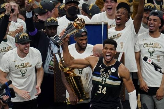 MVP των τελικών o Greek Freak [ Bίντεο ] 