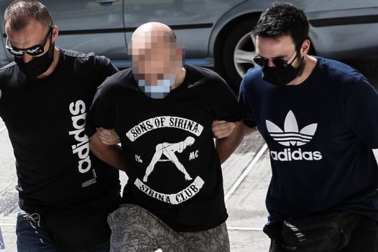 Νέες καταγγελίες για τον αστυνομικό
