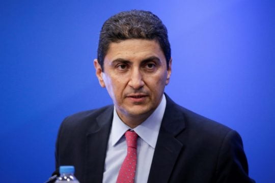 Τώρα ο Αυγενάκης υπόσχεται στήριξη στον Ιακωβίδη