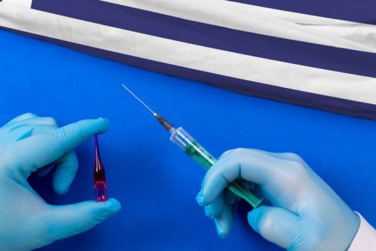 Μακριά από το στόχο για το χτίσιμο τείχους ανοσίας