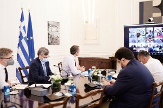 Οι δήμοι στη μάχη του εμβολίου