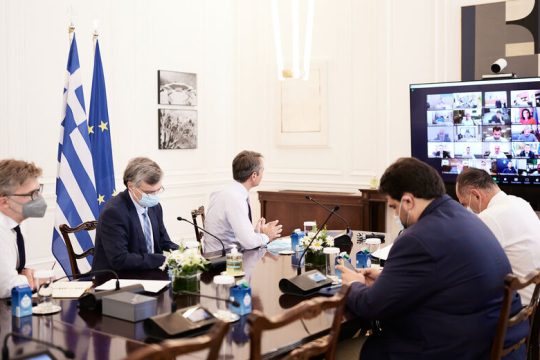 Οι δήμοι στη μάχη του εμβολίου