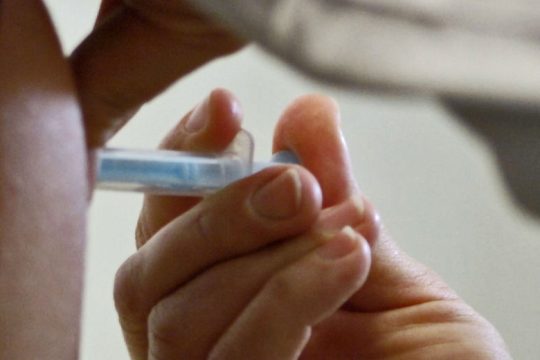 Πλήρη ενημέρωση του πληθυσμού σχετικά με τα εμβόλια ζητά το ΚΚΕ Ρεθύμνου