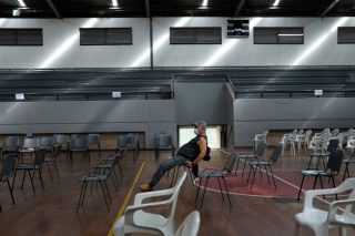 Επιβράδυνση των εμβολιασμών σε πολλές ευρωπαϊκές χώρες