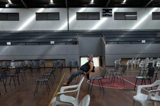 Επιβράδυνση των εμβολιασμών σε πολλές ευρωπαϊκές χώρες