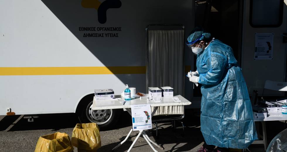 «Έκρηξη» κρουσμάτων σε 3.593 έφεραν τα πάνω από 97.000 τεστ