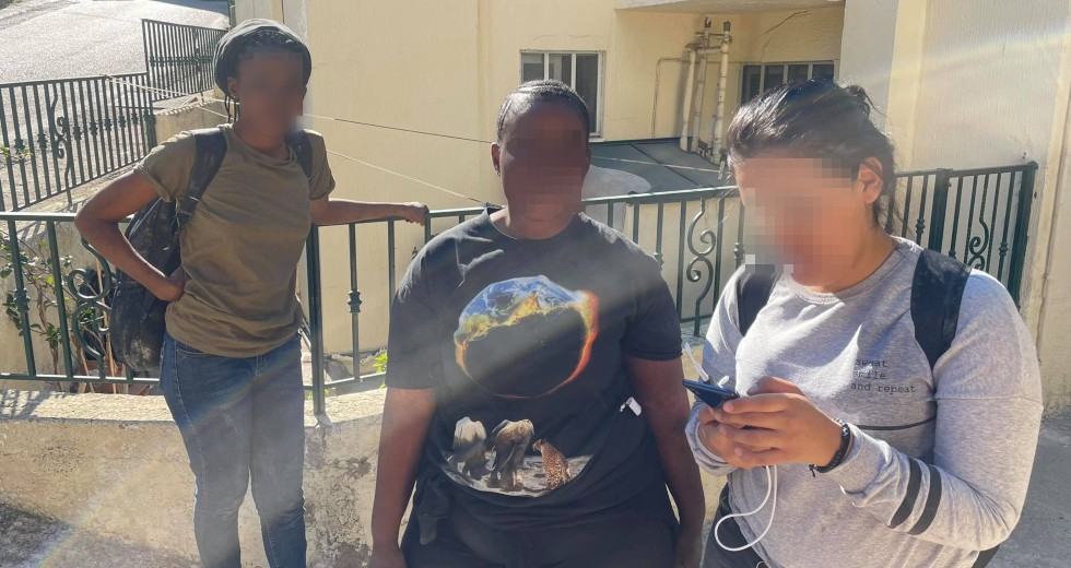 «Εξαφάνισαν» 17 πρόσφυγες, ξέχασαν τους τέσσερις στη Χίο