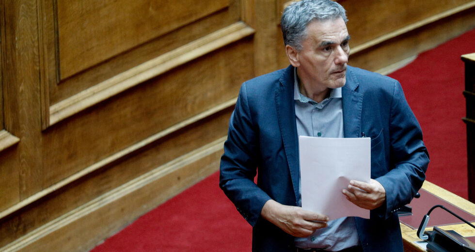 Σκληρή απάντηση Τσακαλώτου σε Κεραμέως