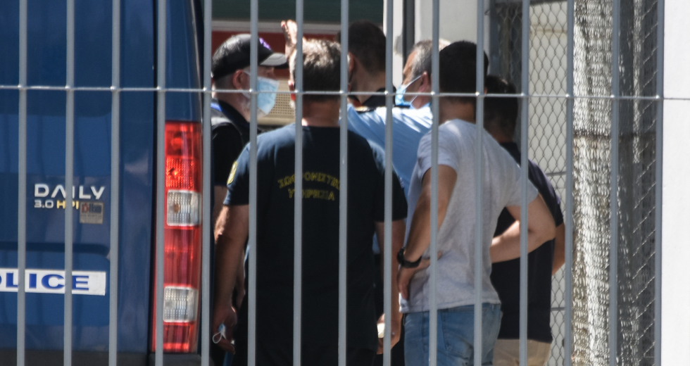 Αμίλητος