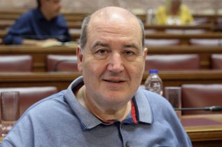 «Η Ν.Δ. στέλνει περισσότερους νέους, πελάτες στα κολέγια»