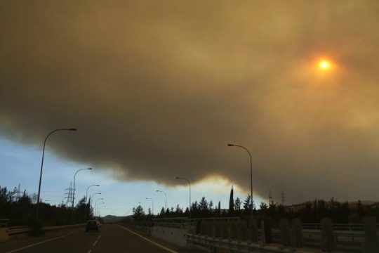 Τέσσερις νεκροί από τη μεγάλη φωτιά στην Κύπρο