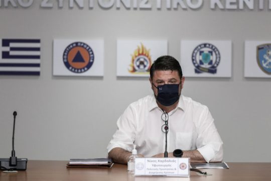 Διασκέδαση και νέοι φταίνε πάλι για την κυβέρνηση – Νέα μέτρα από Πέμπτη