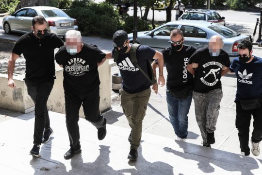 Ηλιούπολη: Συνελήφθη και ο πατέρας της 19χρονης – Φέρεται να τη βίαζε από τα 11