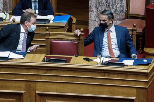 Ευρεία συναίνεση στη Βουλή για τη σύμβαση κατασκευής του Ε65