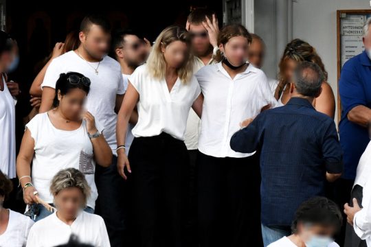 Γαρυφαλλιά όπως Ελένη