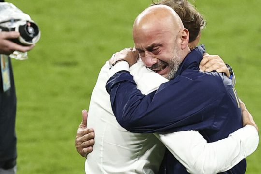 Τα δάκρυα της χαράς