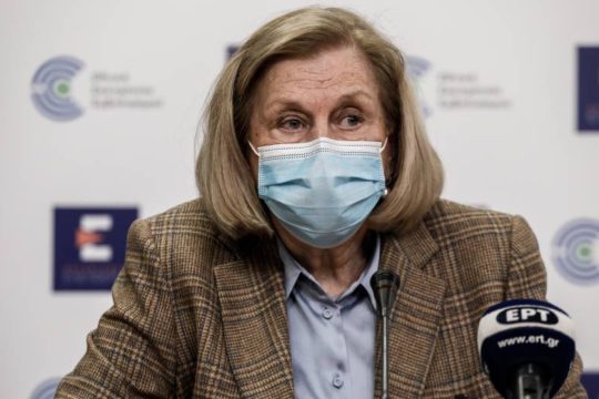 «Τα ανεμβολίαστα άτομα λειτουργούν σαν εργαστήρια παραγωγής νέων μεταλλάξεων»