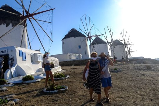 Έγινε η αρχή στα τοπικά lockdown