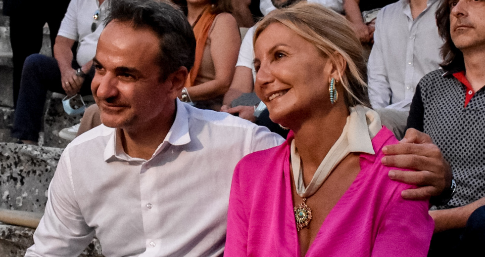 Ο Μητσοτάκης θα υπερασπιστεί τη Μαρέβα στο δικαστήριο