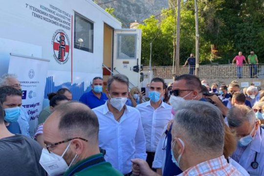 Στην Κρήτη ο Μητσοτάκης – «Το εμβόλιο είναι ασφαλές, δεν έχει παρενέργειες»