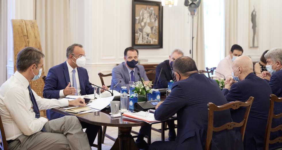 Στο επίκεντρο σύσκεψης στο Μαξίμου η ΕΑΒ