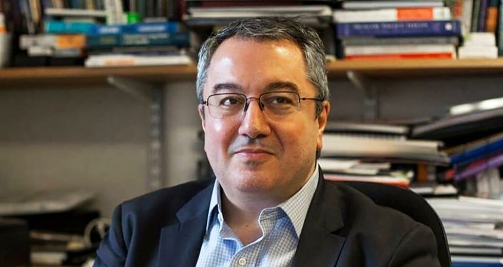 «Αναγκαίος, αλλά όχι τώρα υποχρεωτικός ο εμβολιασμός»