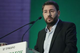 Και επισήμως, τρίτος υποψήφιος αρχηγός