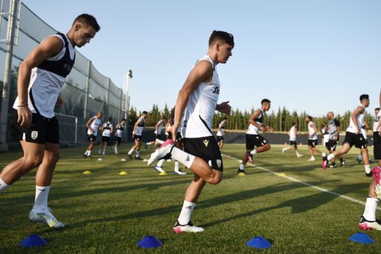 Εβδομάδα απαντήσεων για Ολιβέιρα και μέσο