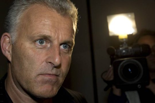 Κατέληξε ο Ολλανδός δημοσιογράφος Πέτερ Ντε Βρις