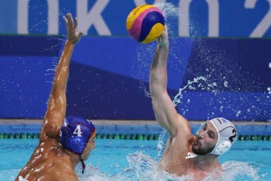 Πρόκριση της εθνικής πόλο στους «8» με νίκη-θρίλερ