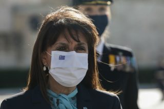 «Να μην παρευρεθεί η Ελλάδα στη “Σύσκεψη Κορυφής” του Κιέβου»