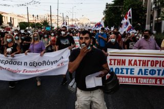 Τσουνάμι διαμαρτυρίας για την Ελάχιστη Βάση Εισαγωγής