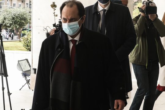 Σπίρτζης: Υπάρχει το όνομα του προφυλακισμένου αστυνομικού στο μητρώο της Ν.Δ.;