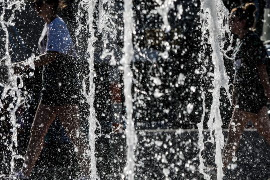 Ξεκινάει σήμερα ο καύσωνας, μεγάλος κίνδυνος για φωτιές