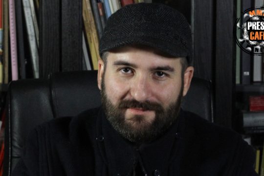 Press Cafe: «Η συκοφαντία αντικατέστησε τον κριτικό λόγο»