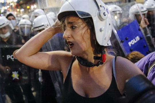 Τα κράνη ως λάφυρα