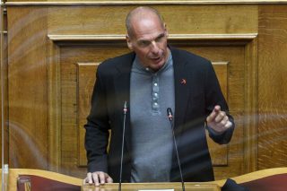 «Σαν γαλοπούλες που περιμένουν με ενθουσιασμό τα Χριστούγεννα»