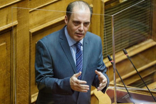 Υπέρ της άρσης ασυλίας του Βελόπουλου η Επιτροπή Δεοντολογίας της Βουλής