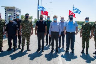 ΜέΡΑ25: Ατσάλινοι φράχτες για τις… γυναίκες του Αφγανιστάν