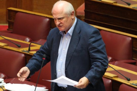 Σήμερα στη Λάρισα η πολιτική κηδεία του Αντώνη Σκυλλάκου