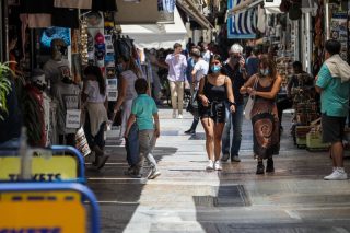 Η «Δέλτα» φρενάρει τον τουρισμό