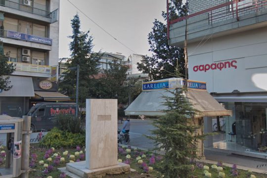 Πολυκατοικία με γαλάζια απλήρωτα κοινόχρηστα;