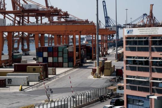Πιο κοντά στο 16% των μετοχών του ΟΛΠ η Cosco