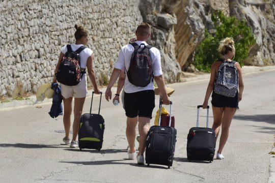 Χαμόγελα σε καταλύματα και εστίαση