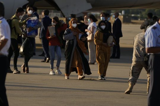 Ξεδιάντροπα ξενοφοβική Ε.Ε. απέναντι στους Αφγανούς που ξενιτεύονται